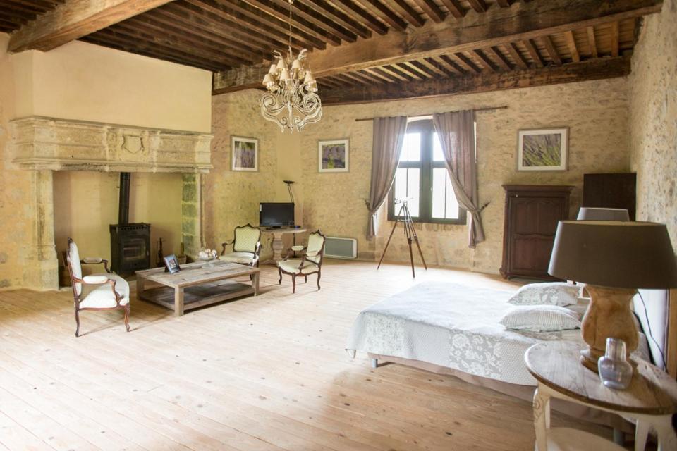 Chateau De Pleneselve Bon-Encontre Zewnętrze zdjęcie